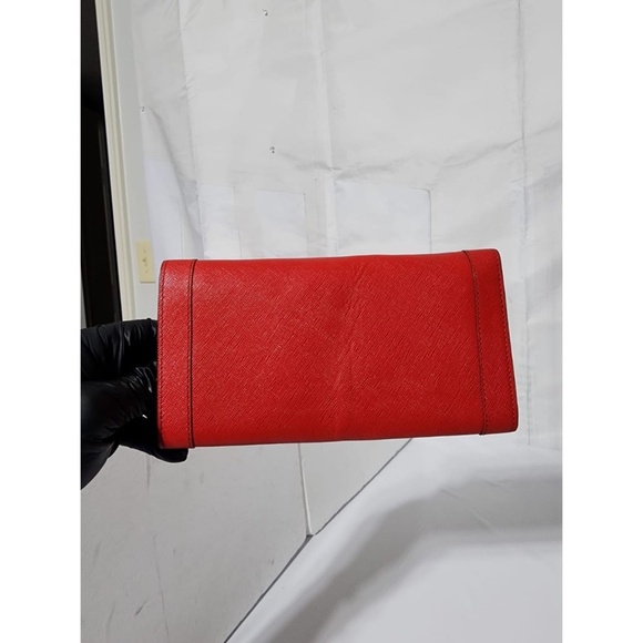 Authentic MCM Zipper Trifold Leather Wallet Red - Picture 3 of 10